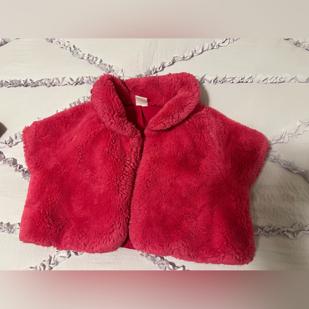 Little girl faux fur shrug.